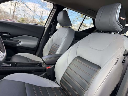 Used 2023 Nissan Kicks SR w/ SR Premium Package image 14