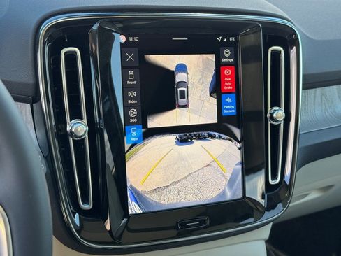 New 2026 Volvo XC40 B5 Ultra w/ Protection Package Premier image 25