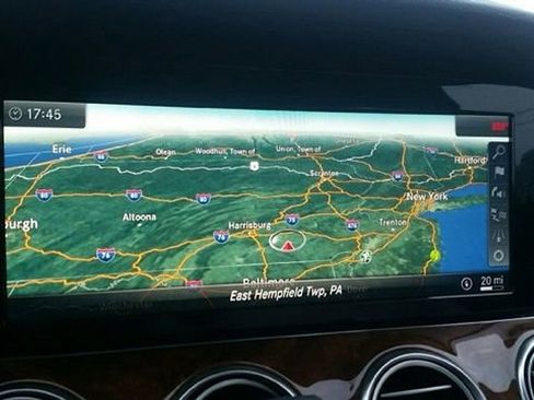 Used 2017 Mercedes-Benz E 300 4MATIC image 10