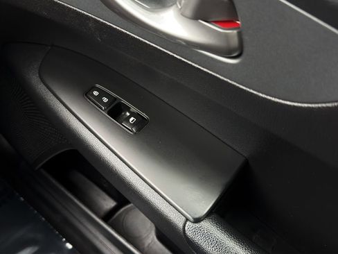 Used 2021 Kia Forte LXS image 15