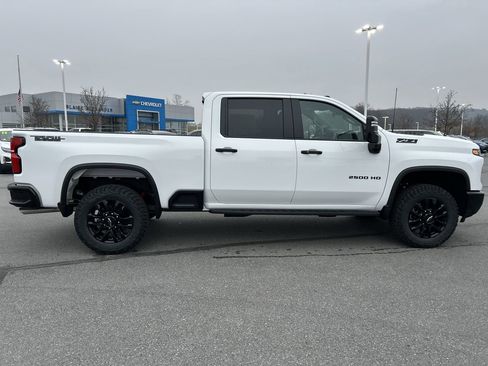 New 2026 Chevrolet Silverado 2500 LT w/ Trail Boss Package image 8