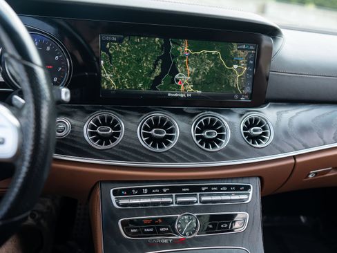 Used 2019 Mercedes-Benz E 450 Coupe w/ AMG Line Package image 22