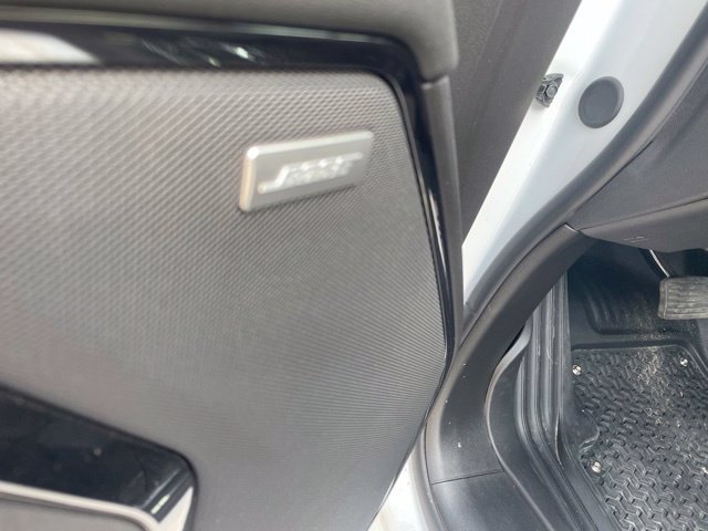 Used 2024 GMC Sierra 1500 AT4 w/ Technology Package AWD/4WD image 26
