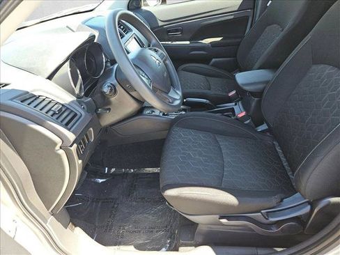Used 2025 Mitsubishi Outlander Sport AWD image 21