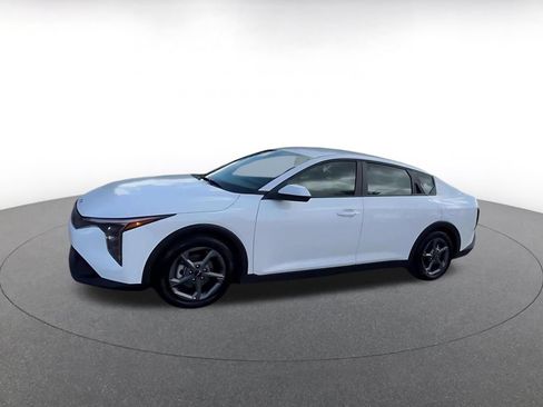 Used 2025 Kia K4 FWD image 8