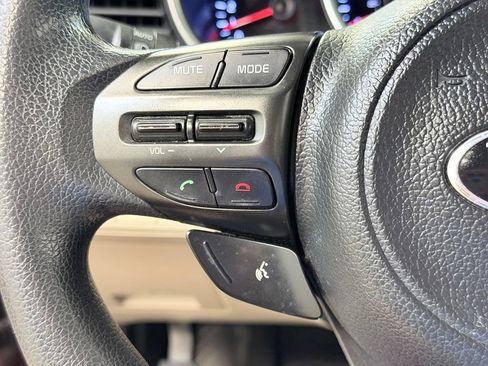 Used 2015 Kia Optima LX FWD image 42