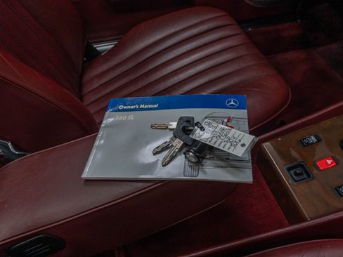 Used 1989 Mercedes-Benz 560 SL image 51