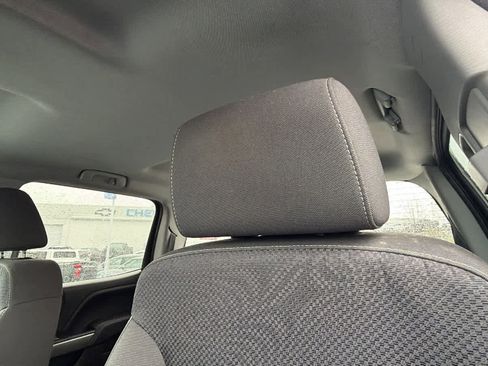 Used 2018 Chevrolet Silverado 1500 LT w/ LT Eassist Package image 11