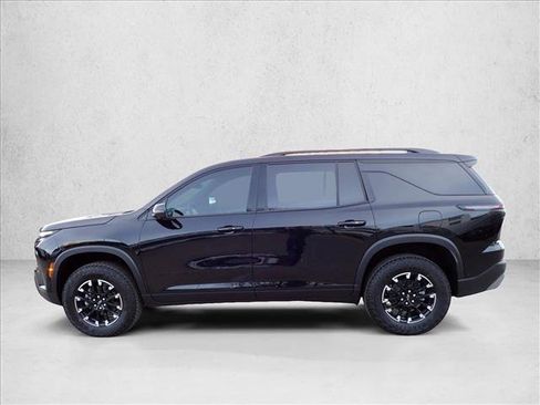 New 2026 Chevrolet Traverse Z71 w/ Enhanced Driving Package image 2