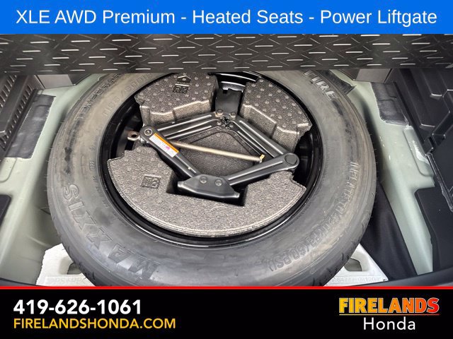 Used 2022 Toyota RAV4 XLE Premium AWD/4WD image 34