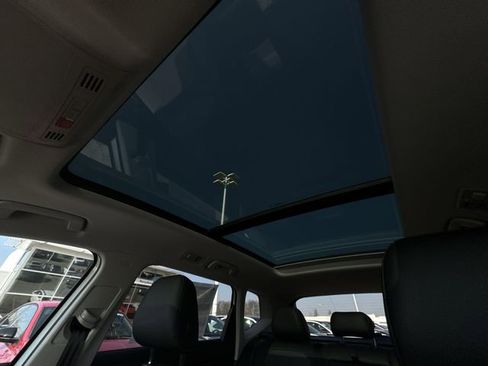 New 2026 Volkswagen Taos SE FWD image 18