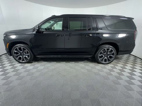 New 2026 Chevrolet Suburban RST w/ RST Capability Package image 5