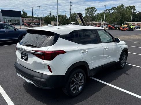 Certified 2023 Kia Seltos LX AWD/4WD image 5