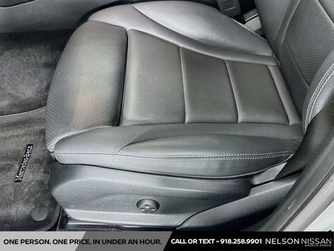 Used 2020 Mercedes-Benz GLC 300 image 20