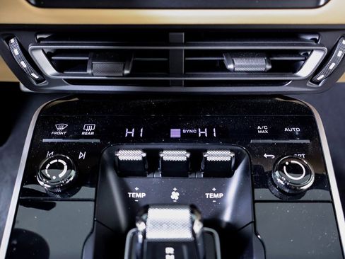 Used 2024 Porsche 911 Targa 4S image 21