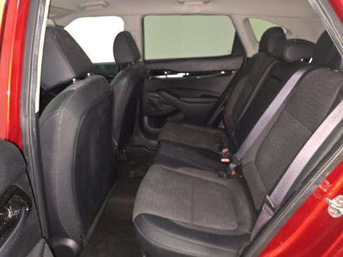 Used 2022 Kia Seltos S FWD image 16