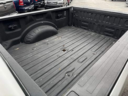 Used 2020 Ford F350 Platinum w/ FX4 Off-Road Package AWD/4WD image 29