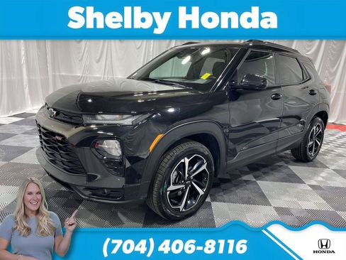 Used 2023 Chevrolet TrailBlazer RS w/ Sun and Liftgate Package AWD/4WD image 1