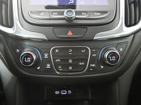 Used 2020 Chevrolet Equinox Premier AWD/4WD image 30