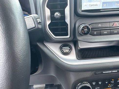 Used 2023 Ford Bronco Sport Outer Banks w/ Tech Package AWD/4WD image 44