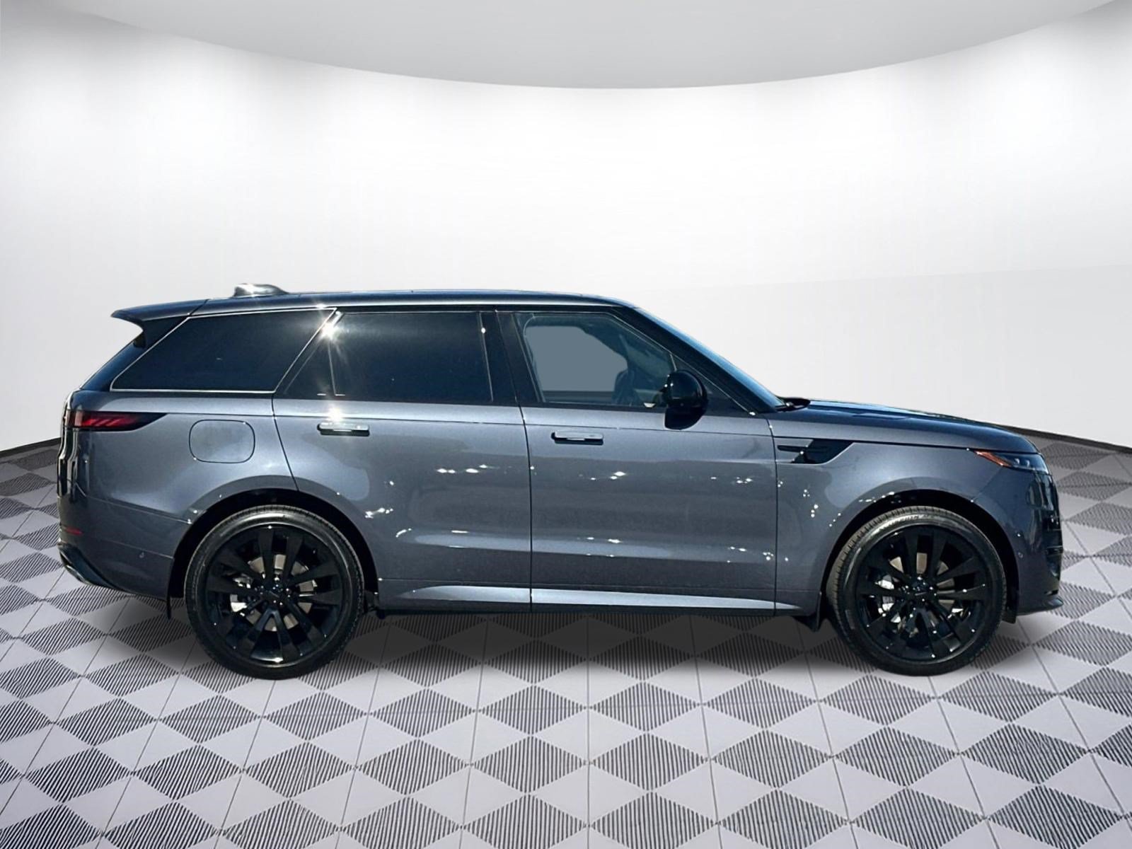 New 2026 Land Rover Range Rover Sport Dynamic SE AWD/4WD image 7