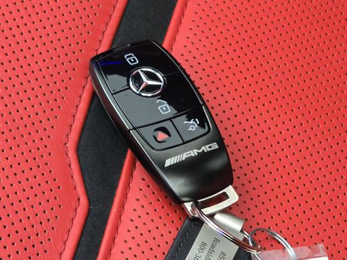 Used 2022 Mercedes-Benz GLE 53 AMG GLE 53 AMG image 49