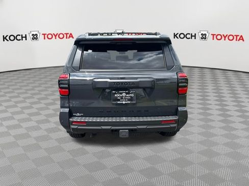 Certified 2025 Toyota 4Runner TRD Off-Road Premium AWD/4WD image 7