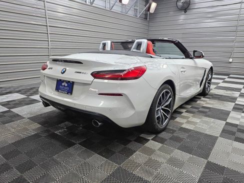 Used 2022 BMW Z4 sDrive30i w/ Convenience Package RWD image 5