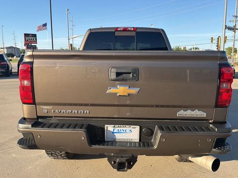 Used 2015 Chevrolet Silverado 2500 High Country w/ Duramax Plus Package AWD/4WD image 20