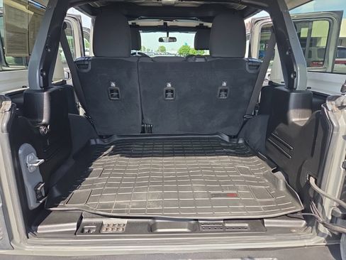 Used 2019 Jeep Wrangler Unlimited Sport S AWD/4WD image 31