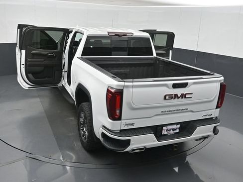 Used 2024 GMC Sierra 1500 AT4 w/ Technology Package AWD/4WD image 58