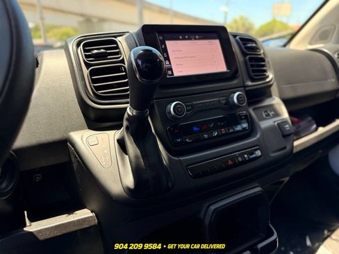 Used 2023 RAM ProMaster 2500 FWD image 13