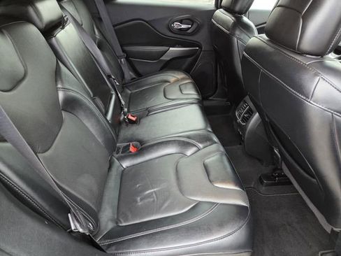 Used 2022 Jeep Cherokee Limited AWD/4WD image 35