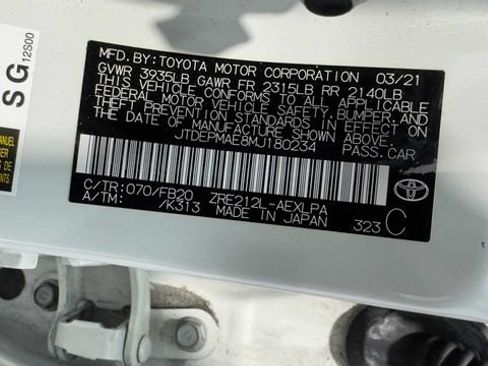 Used 2021 Toyota Corolla LE FWD image 34