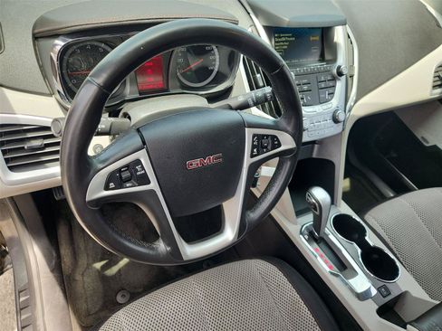 Used 2014 GMC Terrain SLE FWD image 10