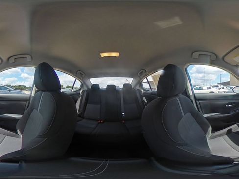 Used 2025 Nissan Sentra SV FWD image 40
