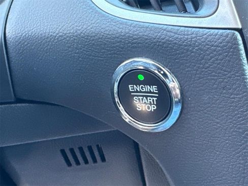 Used 2024 Ford Edge SEL image 23