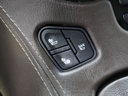 Used 2016 Chevrolet Tahoe LTZ RWD image 26