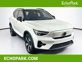 Used 2023 Volvo XC40 Recharge Plus AWD/4WD video 1