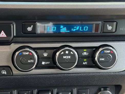 Used 2021 Toyota Tacoma TRD Sport w/ TRD Premium Sport Package AWD/4WD image 12