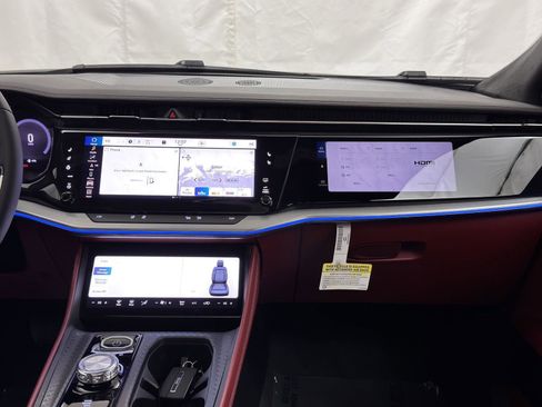 Used 2024 Jeep Wagoneer Launch Edition image 37