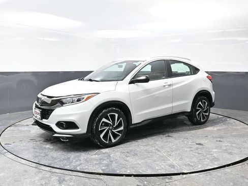 Used 2020 Honda HR-V Sport image 8