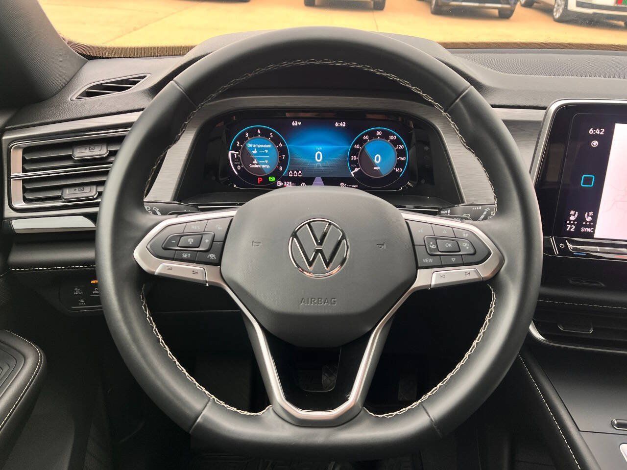 Used 2024 Volkswagen Atlas Cross Sport SE AWD/4WD image 10