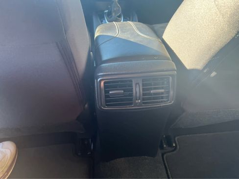 Used 2022 Nissan Rogue Sport SV image 14