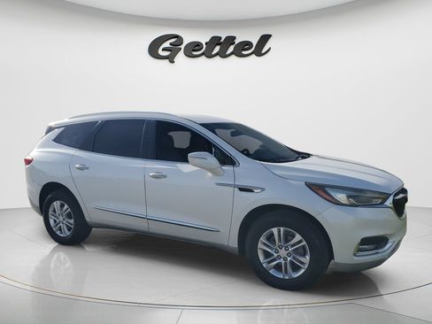 Used 2018 Buick Enclave Essence FWD image 2