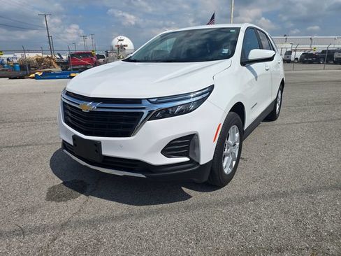 Used 2024 Chevrolet Equinox LT w/ LPO, Floor Liner Package AWD/4WD image 7
