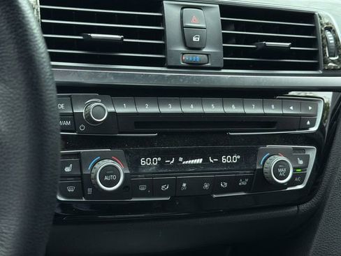 Used 2018 BMW 330i xDrive Sedan w/ Convenience Package AWD/4WD image 14