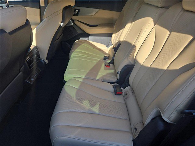 Certified 2025 Acura MDX w/ Technology Package FWD image 20