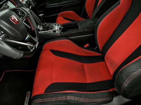 Used 2019 Honda Civic Type R image 15