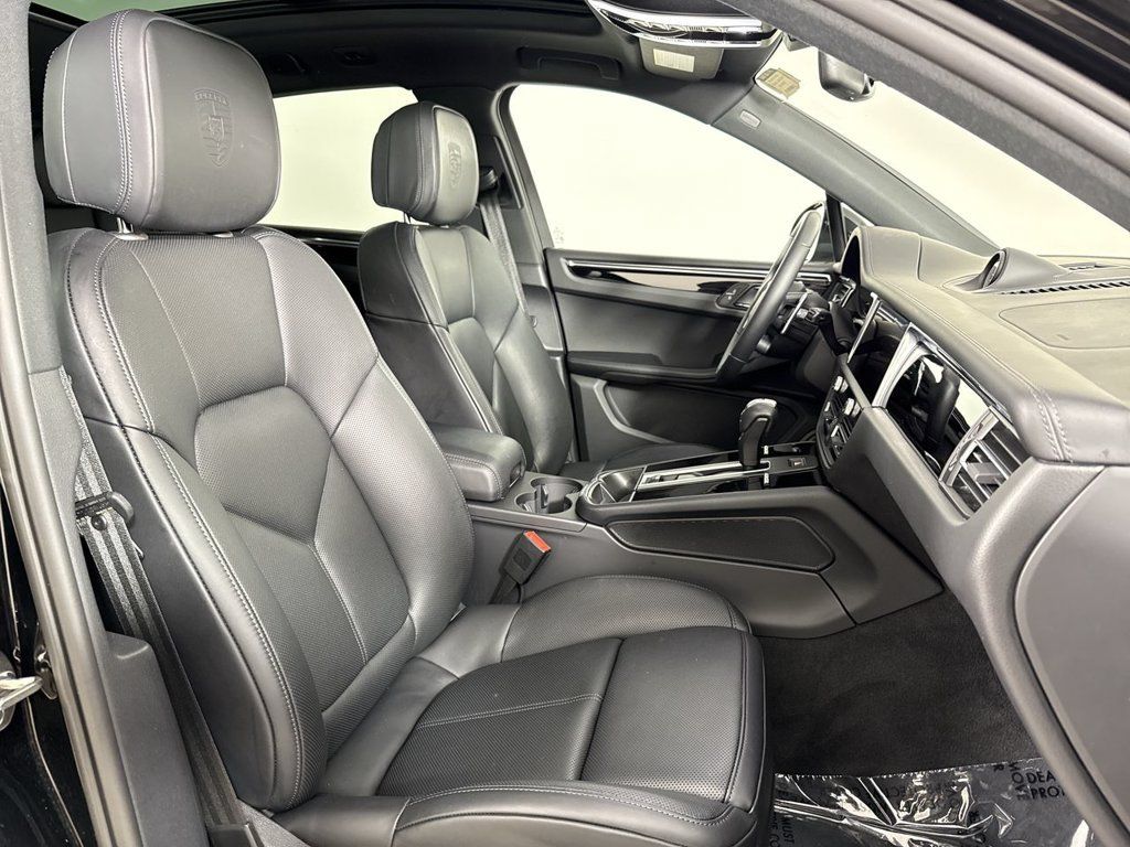 Certified 2026 Porsche Macan S AWD/4WD image 24